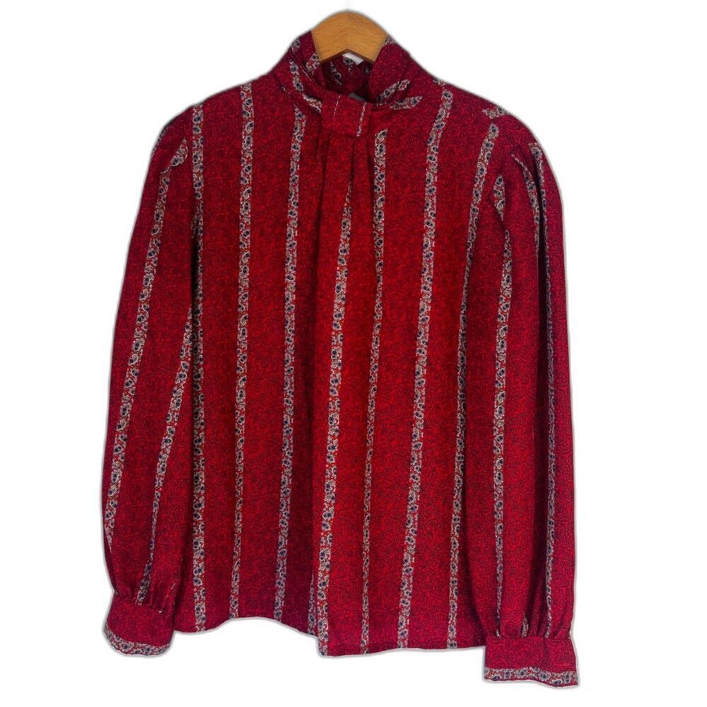 Susan Hutton Red Paisley Print Mock Neck Silky Lightweight Blouse Size 8